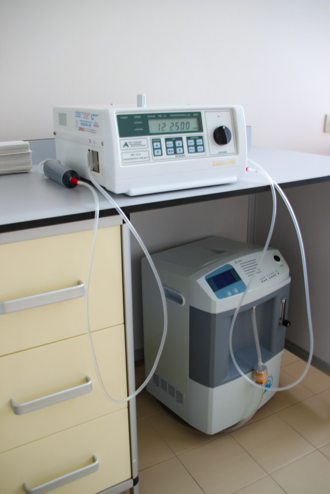 Кабинет озонотерапии. Аппарат Medozons BM в санатории Русь Ессентуки - фотография