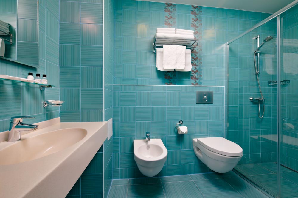 Ванная комната в номере Люкс семейный в санатории Русь в Ессентуках - фотография